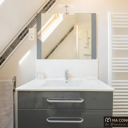 Maison Porteloise 10pers Avec Cour, Au Bord De L'eau 펜션 르 포르텔