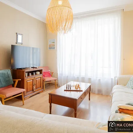 Maison Porteloise 10pers Avec Cour, Au Bord De L'eau 펜션