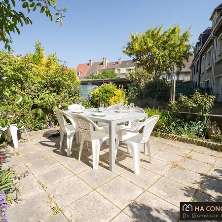 펜션 Maison Porteloise 10pers Avec Cour, Au Bord De L'eau